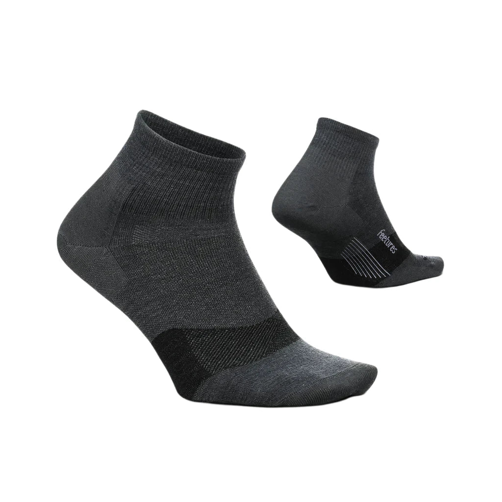 11411-feetures-meino-10-max-cushion-quarter-socks-charcoal-1.webp