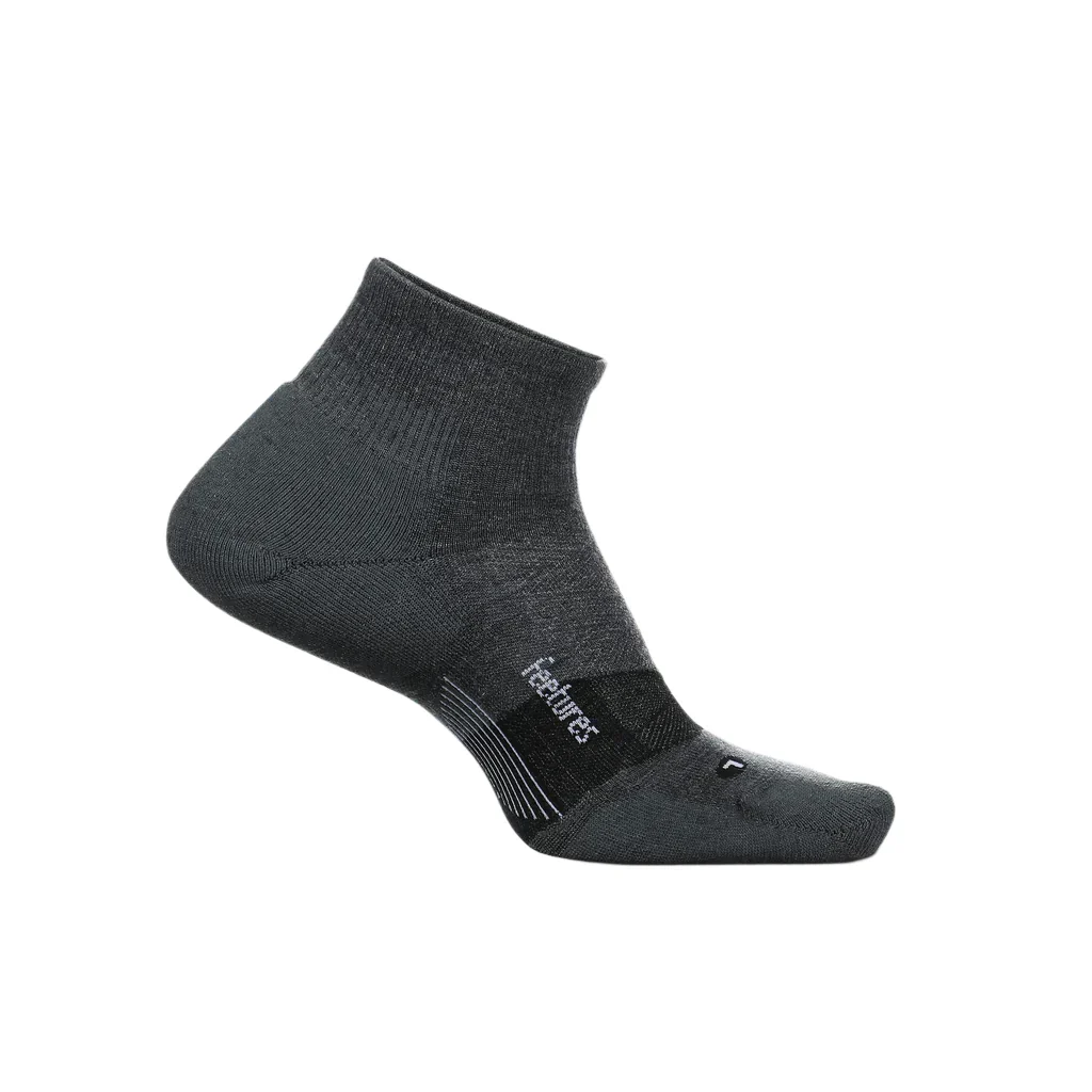 11411-feetures-meino-10-max-cushion-quarter-socks-charcoal-1.webp