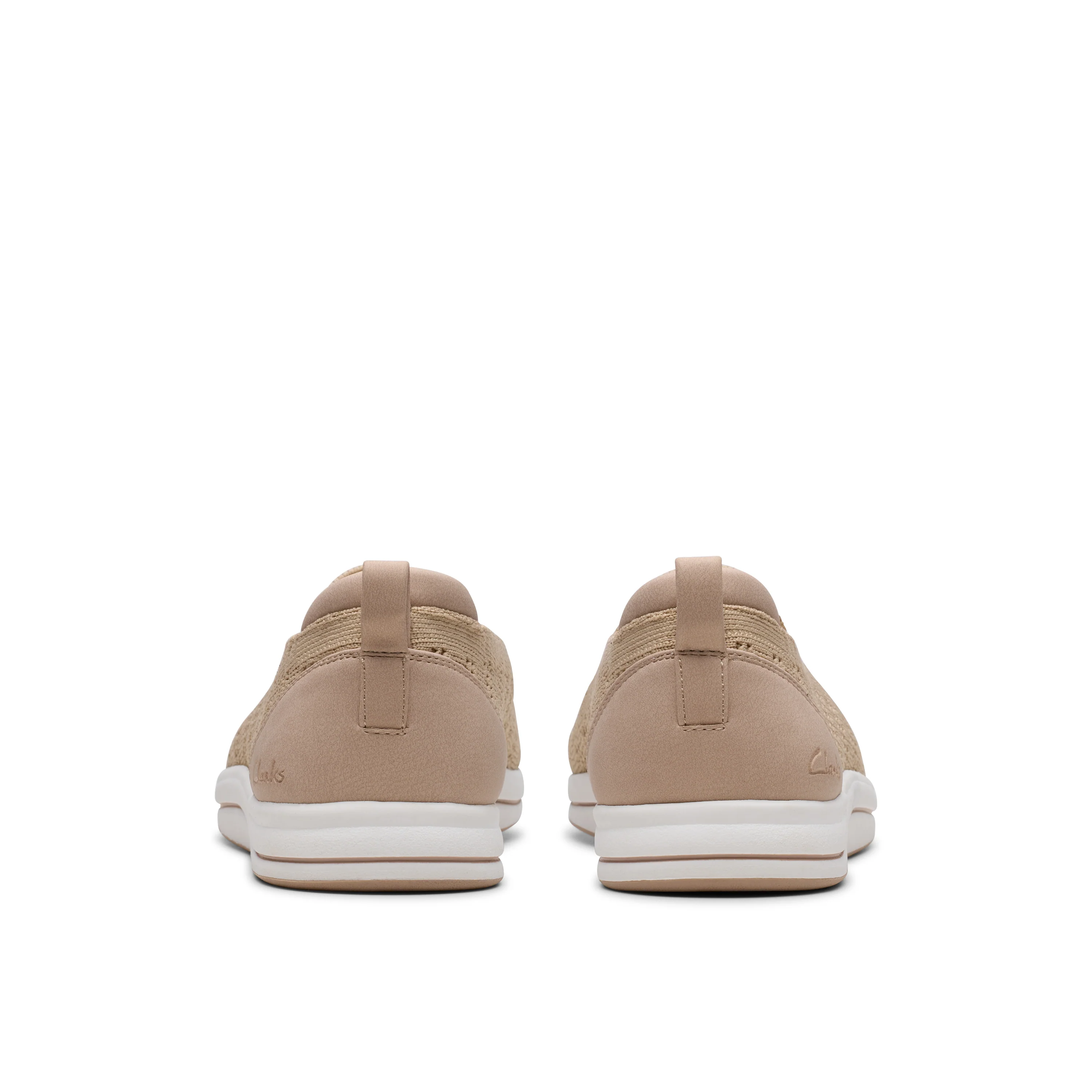 11821-clarks-breezey-izzy-women-s-regular-wide-with-white-1.webp