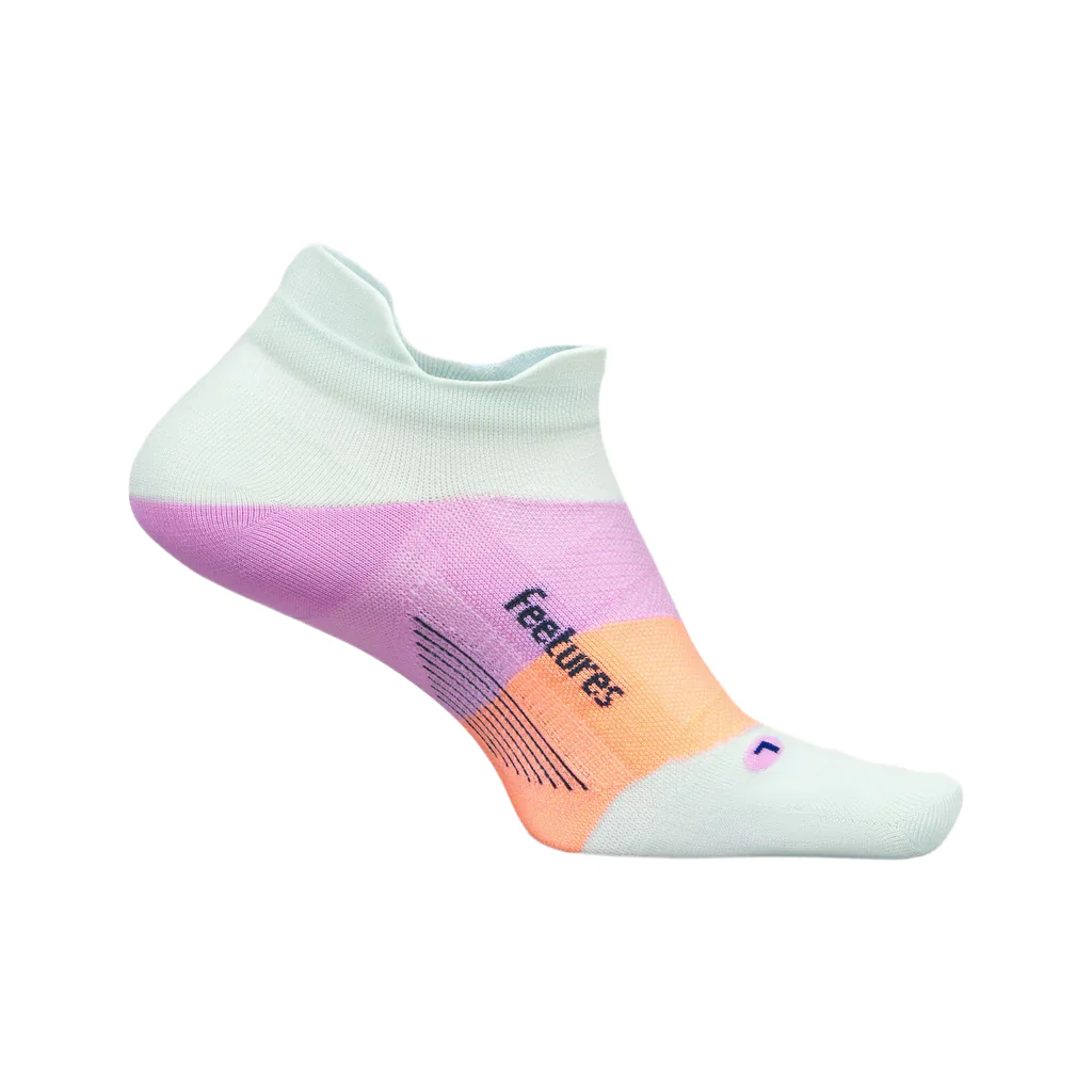 12216-feetures-elite-ultra-light-tab-ankle-sock-gray-sky-1.webp