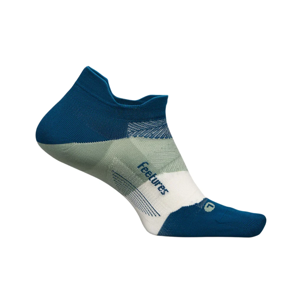 12216-feetures-elite-ultra-light-tab-ankle-sock-gray-sky-1.webp