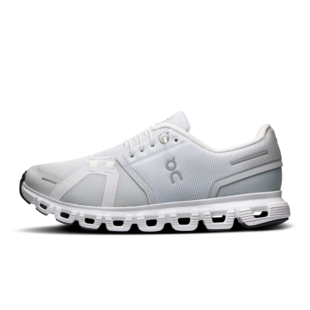 13377-on-cloud-6-sneaker-women-s-white-white-1.webp
