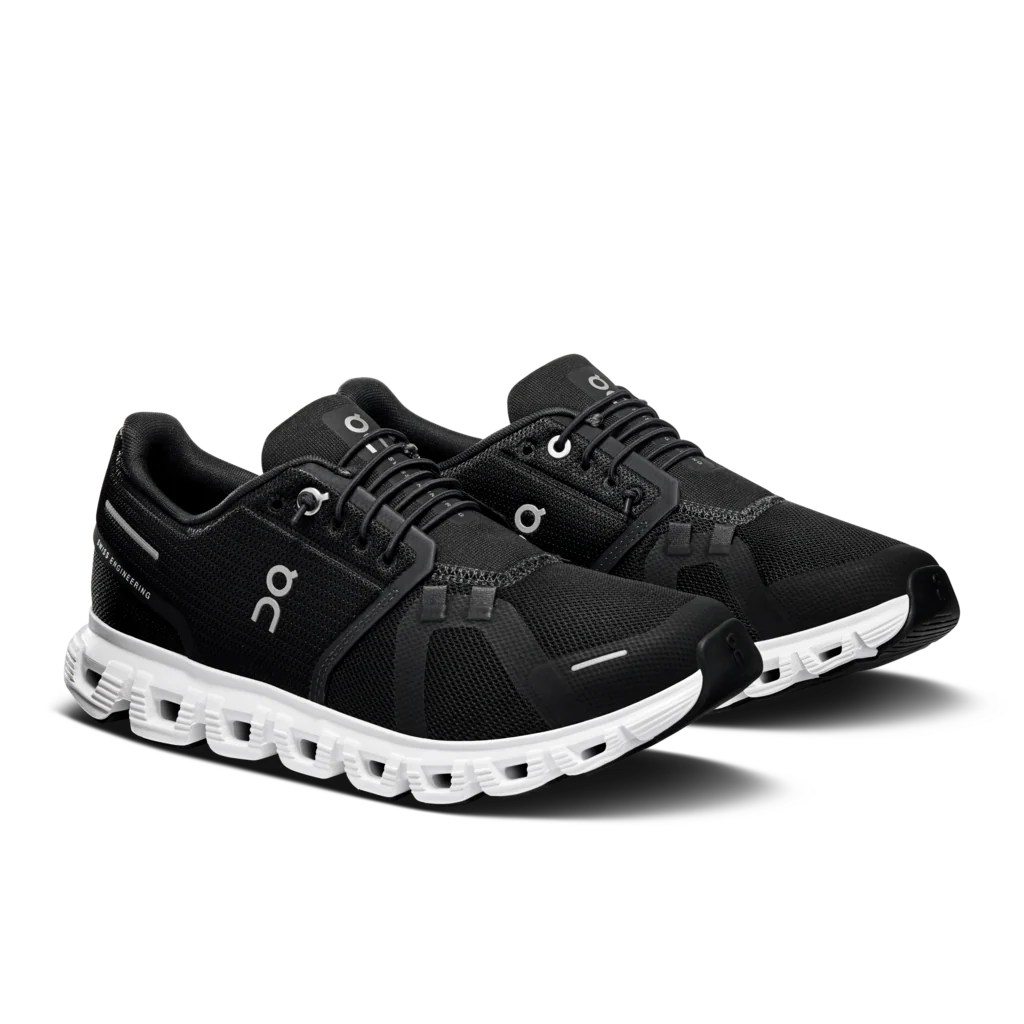 13377-on-cloud-6-sneaker-women-s-white-white-1.webp