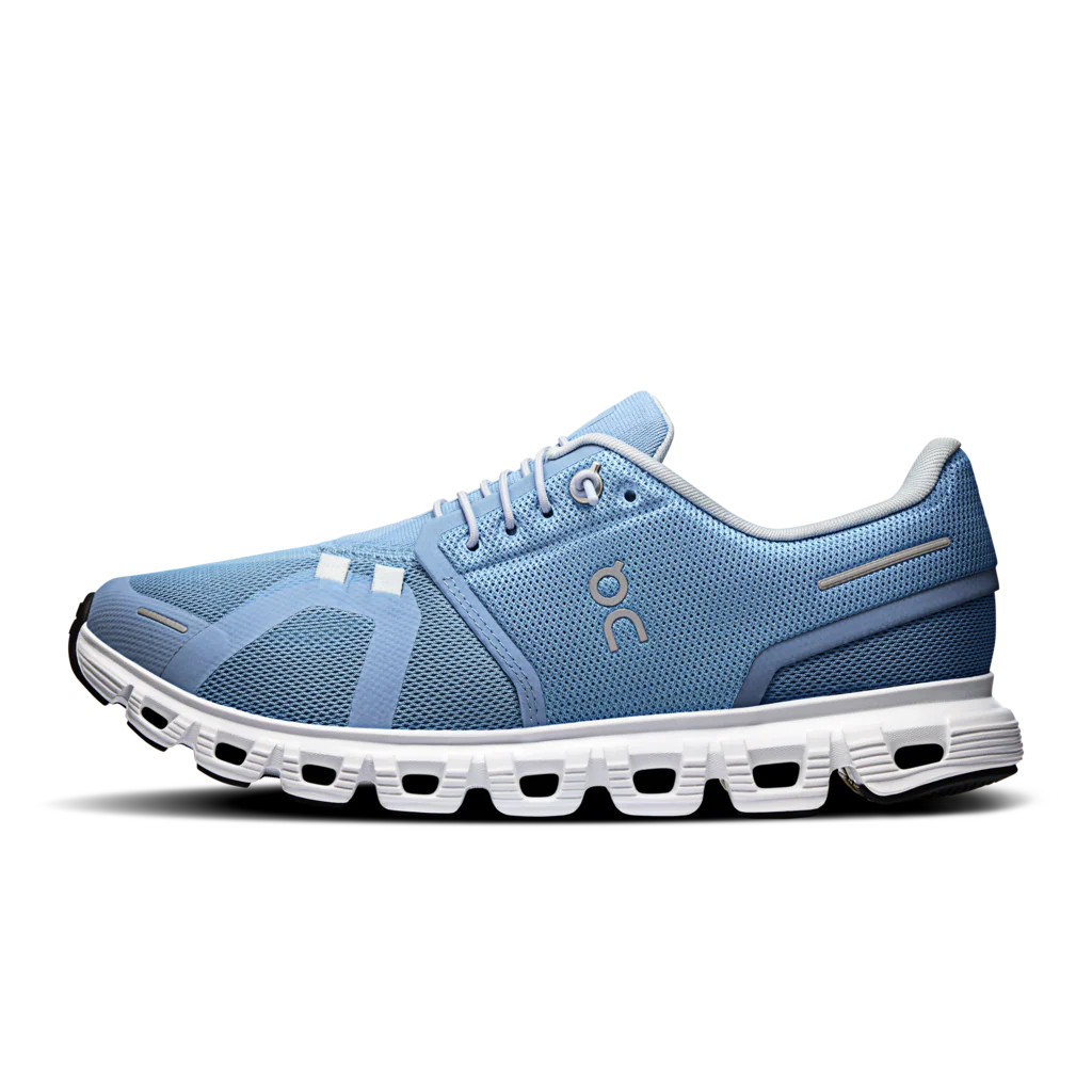 13377-on-cloud-6-sneaker-women-s-white-white-1.webp