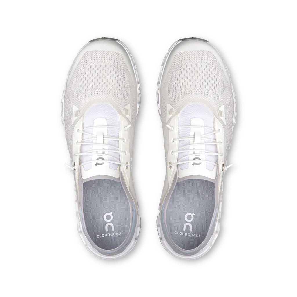 13623-on-cloud-6-coast-sneakers-men-s-black-white-1.webp