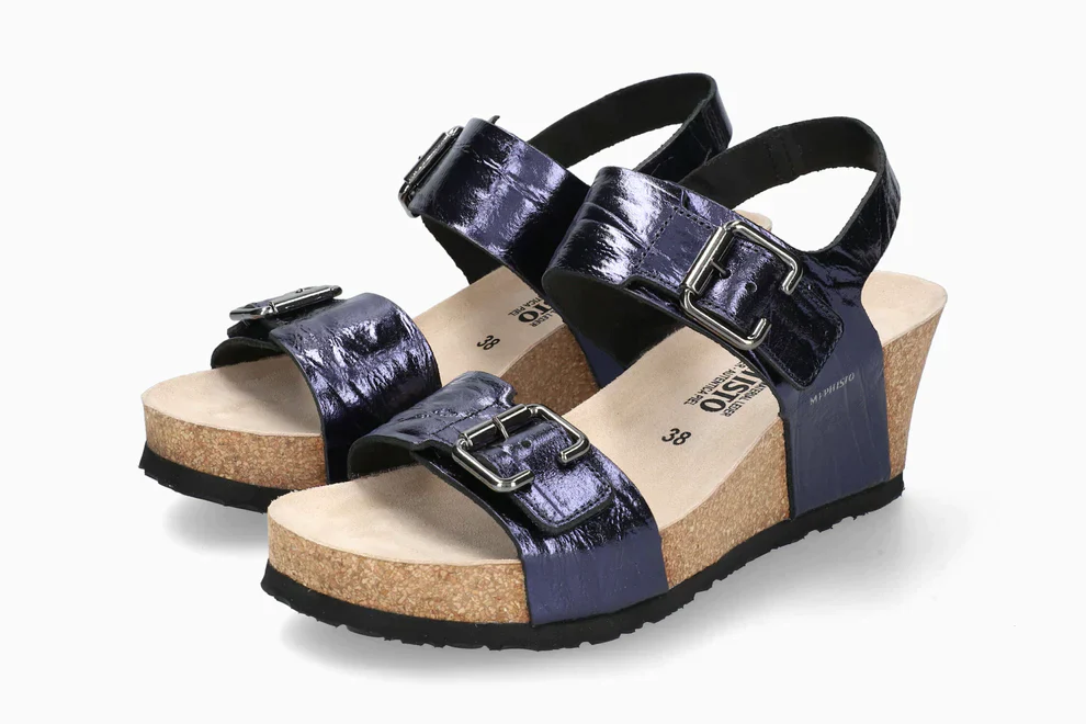 13857-mephisto-lissandra-sandal-women-s-platinum-panama-1.webp