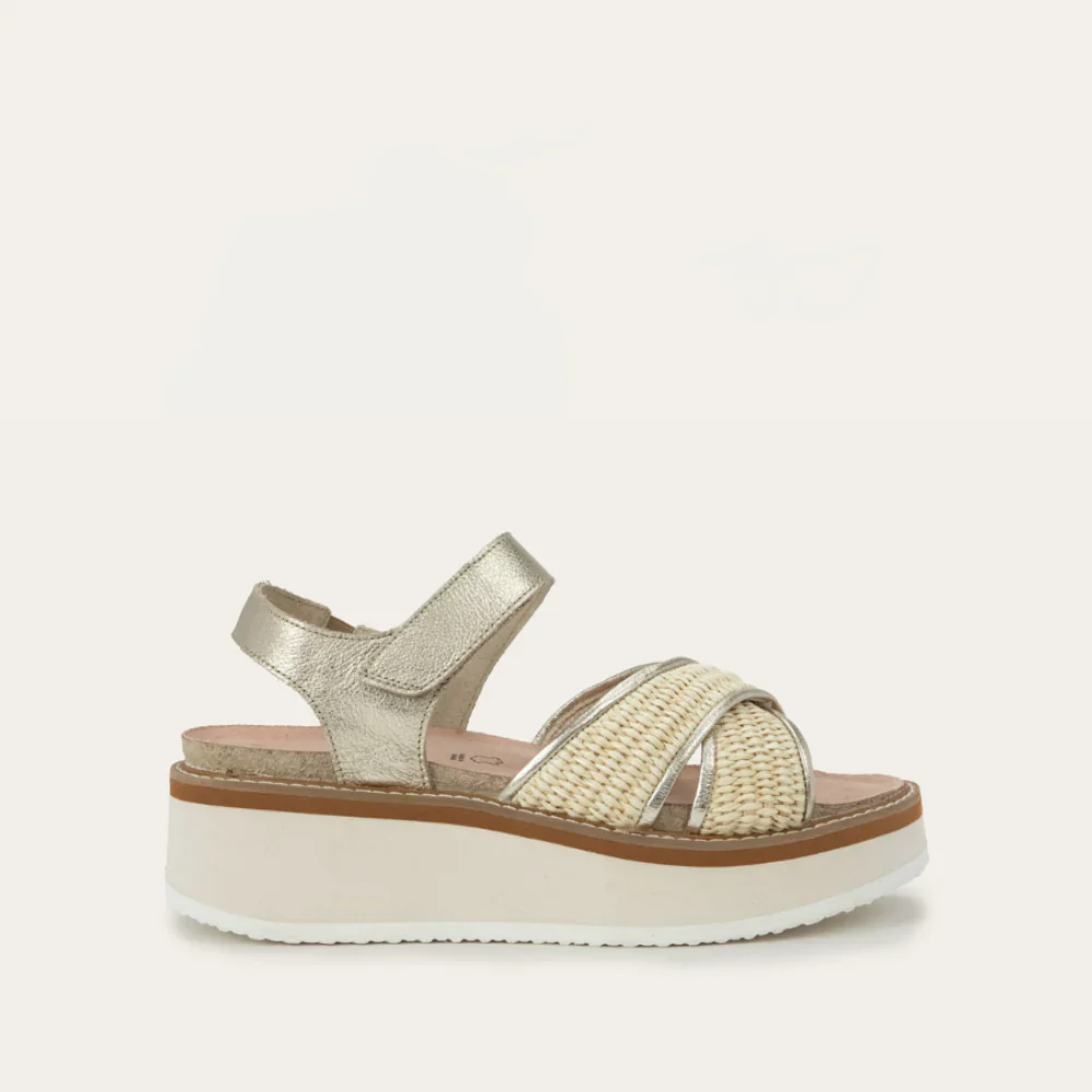 14899-naot-pavlova-sandal-women-s-jet-black-1.webp