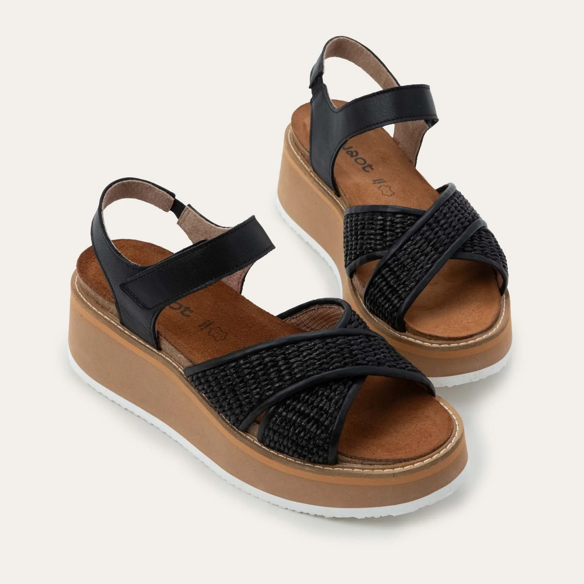 14899-naot-pavlova-sandal-women-s-jet-black-1.webp