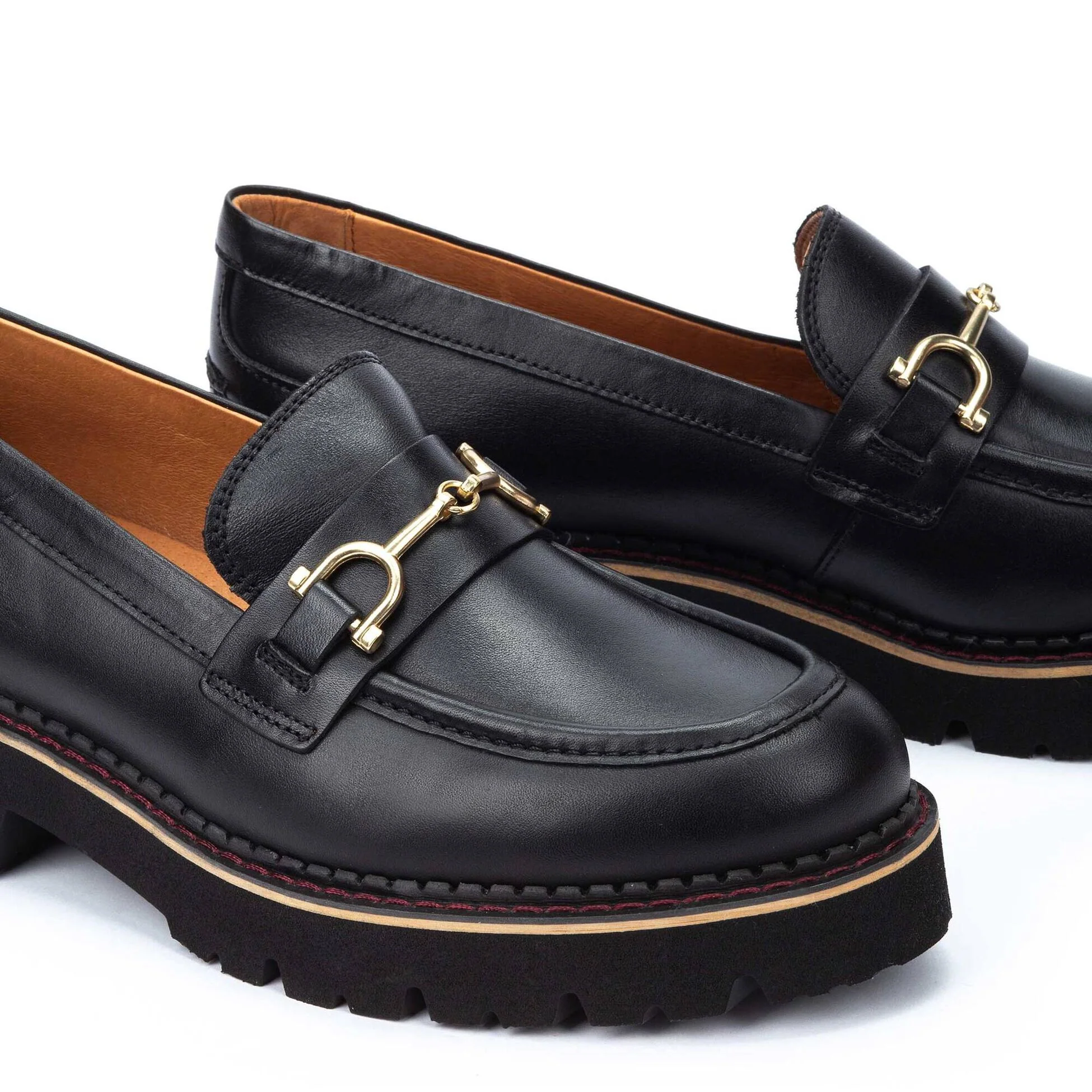 16888-pikolinos-vicar-thick-soled-loafers-women-s-black-1.webp