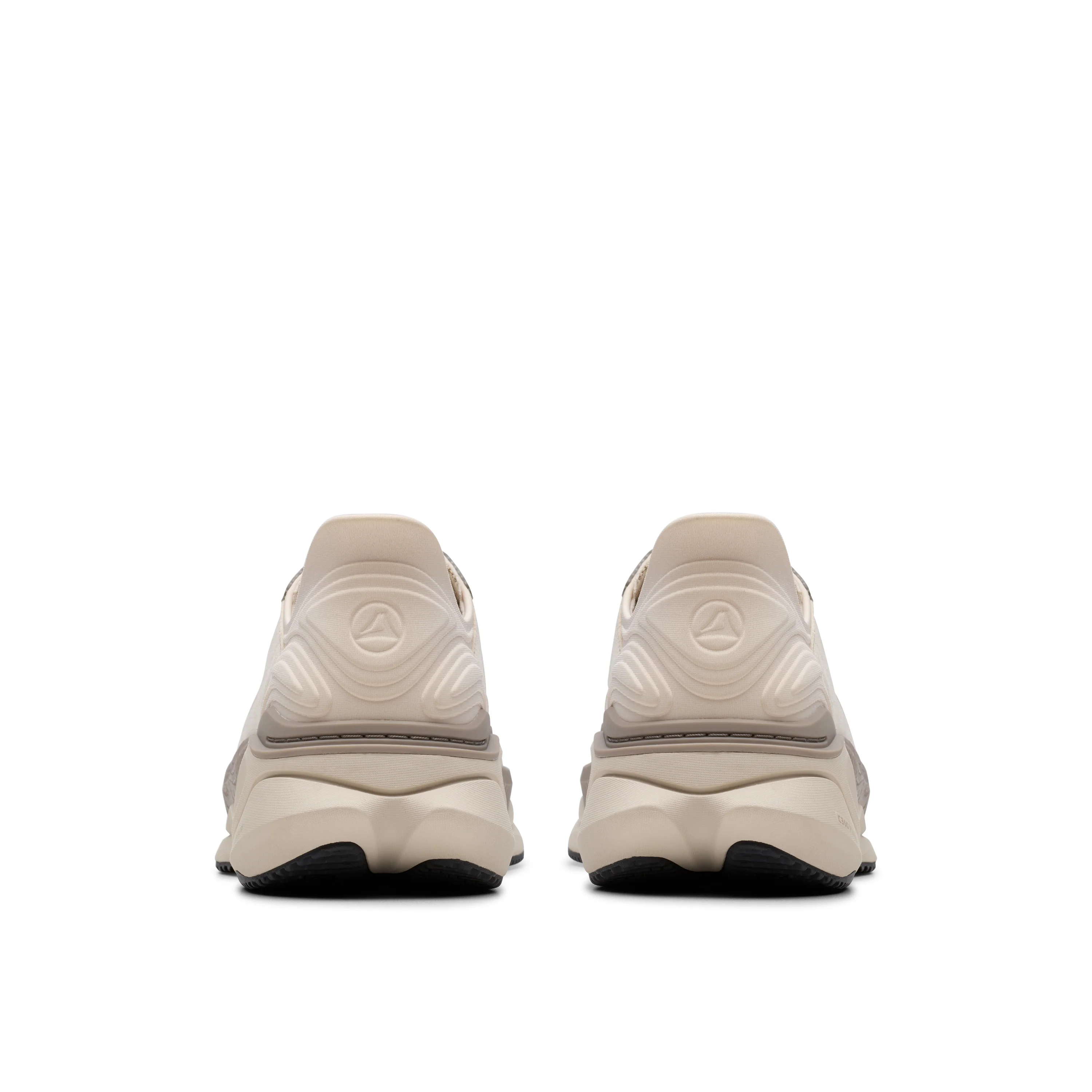 16907-clarks-pace-sneaker-men-s-off-wht-combi-1.webp