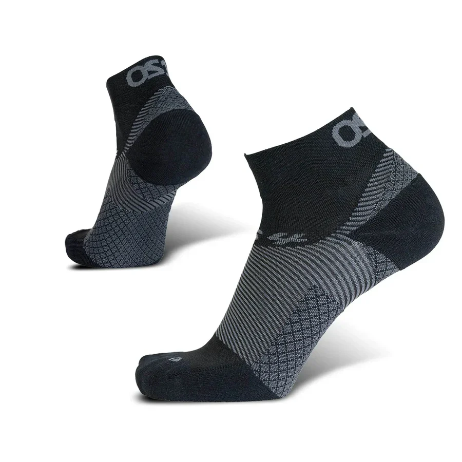OS1st Plantar Fasciitis Socks 1/4 Crew Socks BLACK