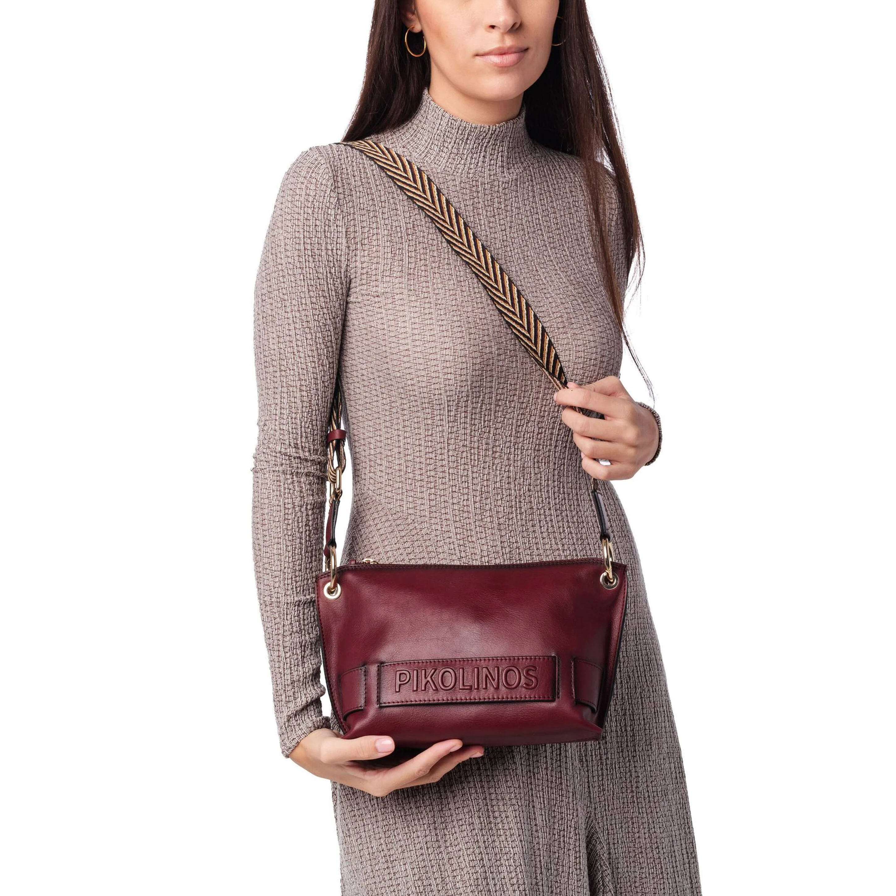 17094-pikolinos-alcudia-crossbody-bag-garnet-1.webp