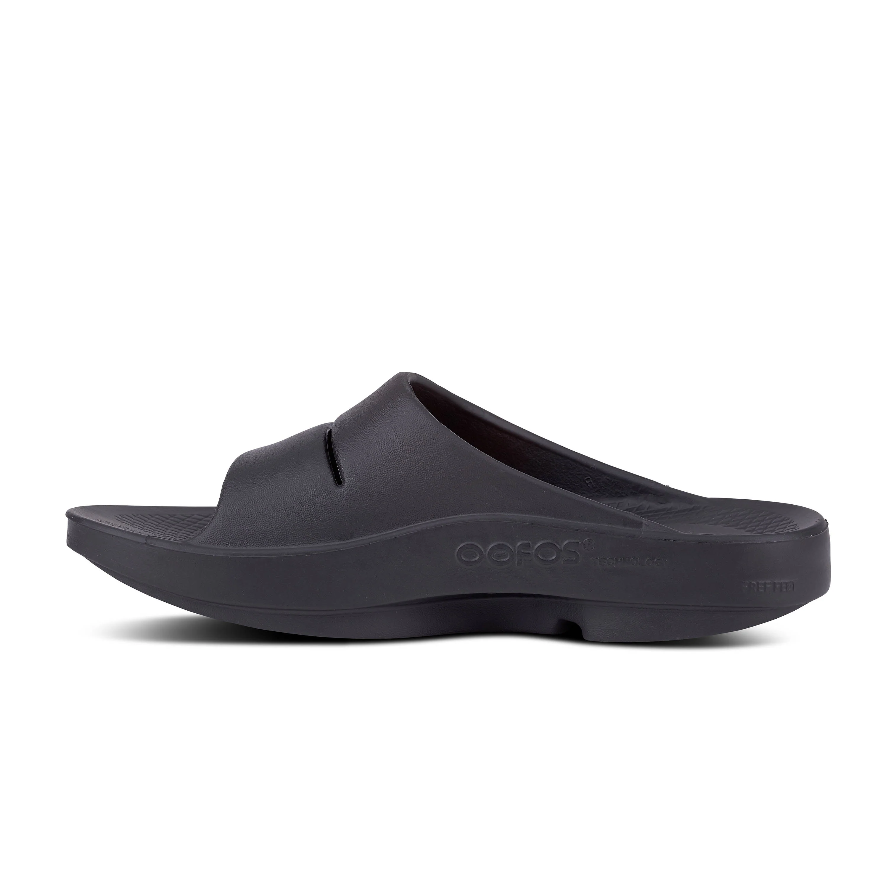 4111-oofos-ooahh-slide-unisex-black-1.webp