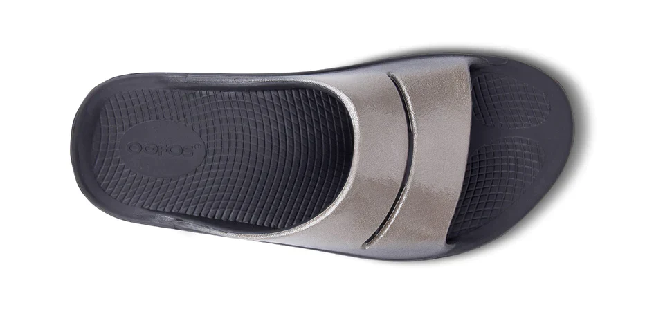 4125-oofos-ooahh-luxe-slide-women-s-frost-1.webp
