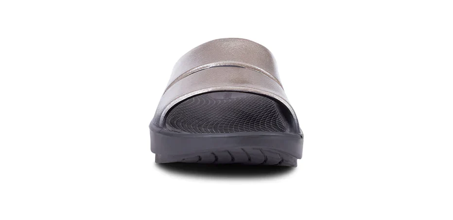 4125-oofos-ooahh-luxe-slide-women-s-frost-1.webp
