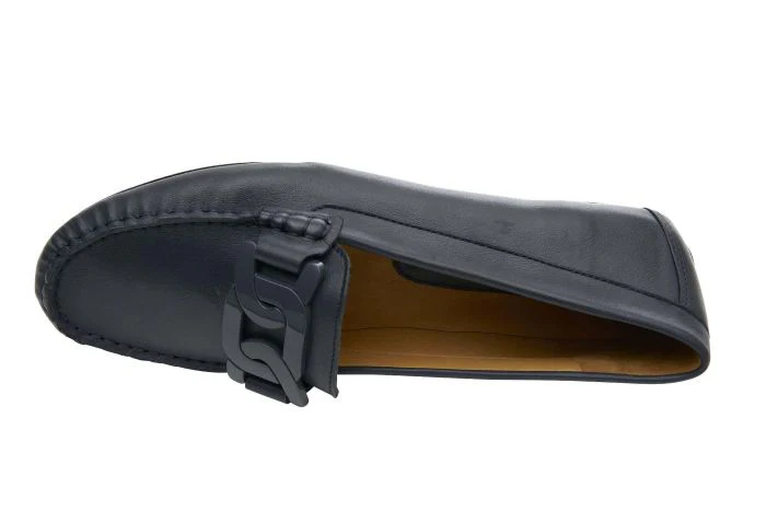 4449-vaneli-aiker-loafer-women-s-black-1.webp