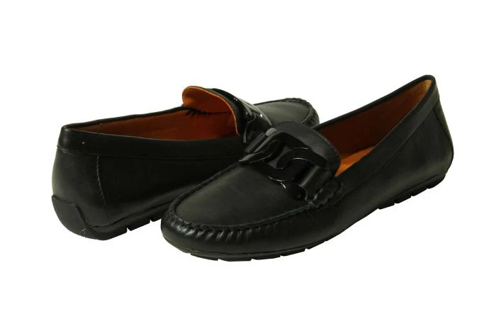 4449-vaneli-aiker-loafer-women-s-black-1.webp