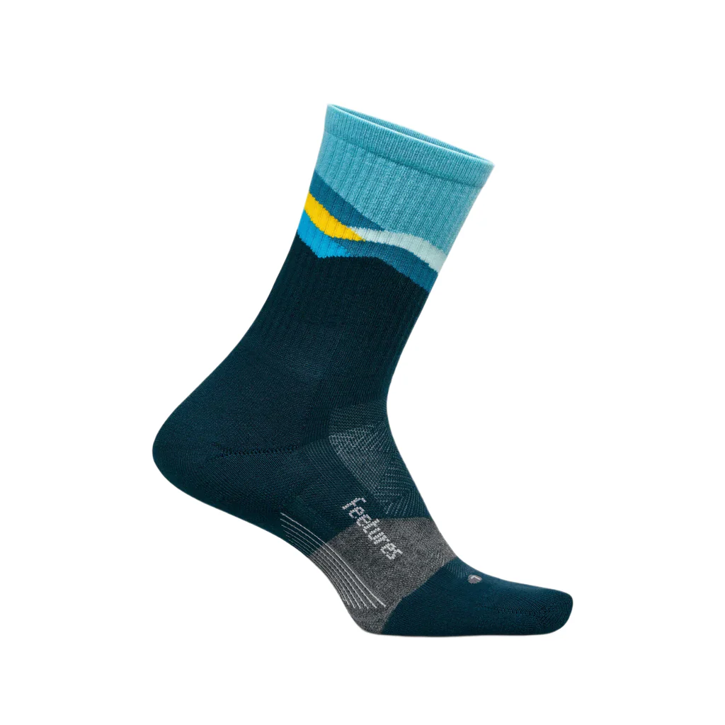4760-feetures-trail-max-cushion-mini-crew-socks-ascent-gray-1.webp