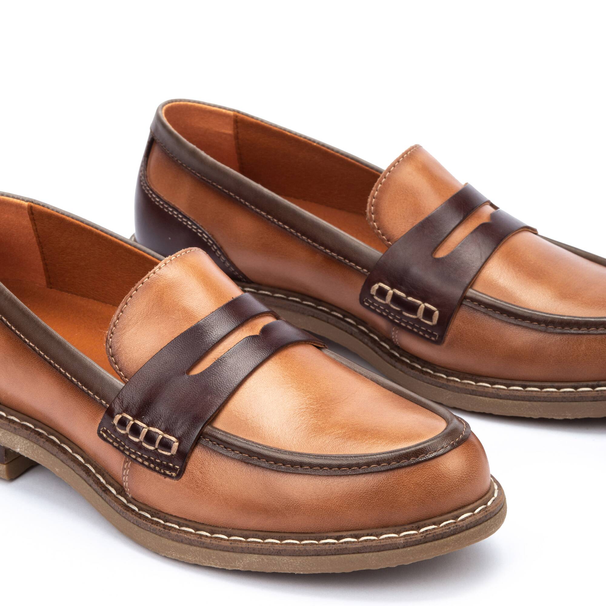 5713-pikolinos-aldaya-loafers-women-s-black-1.jpg