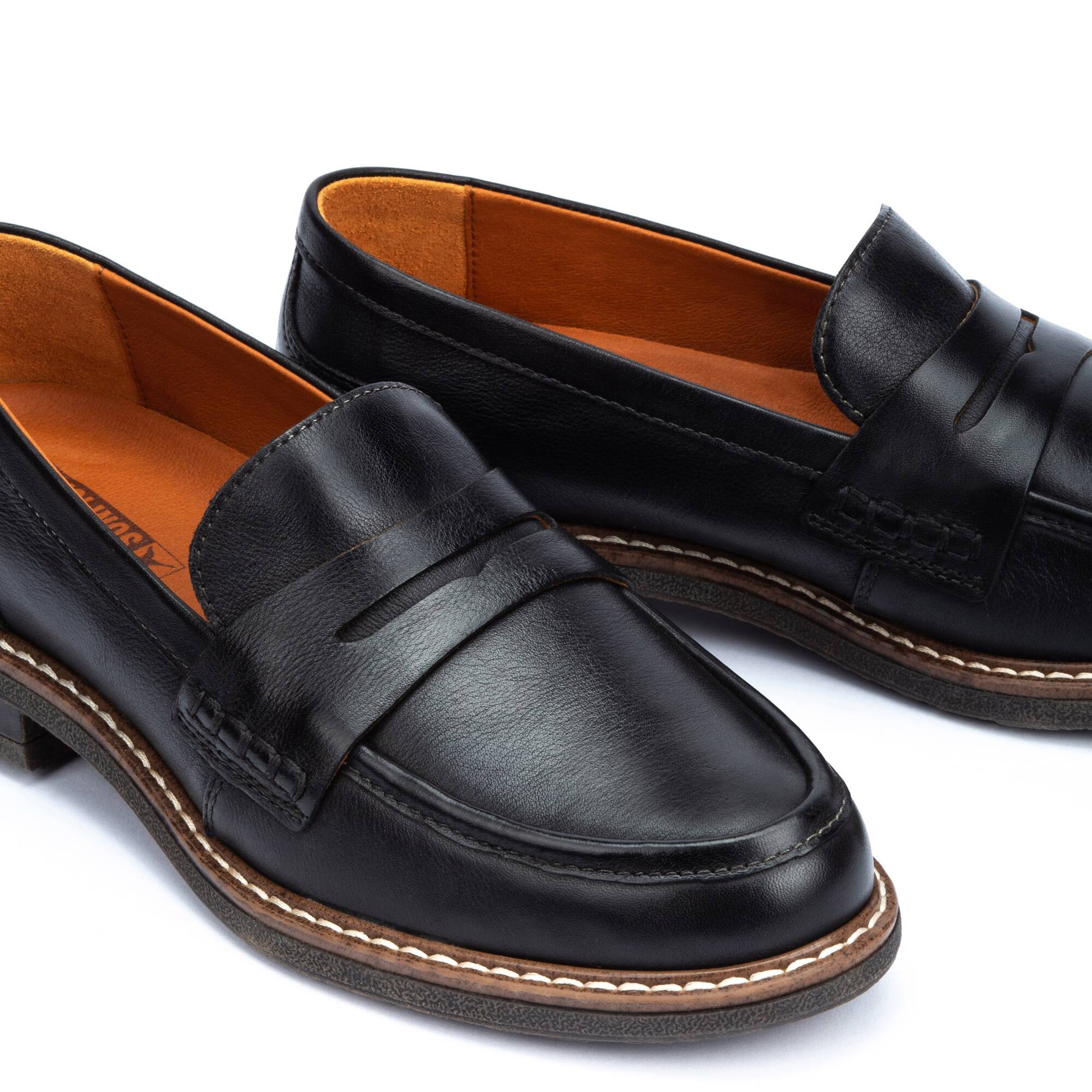 5713-pikolinos-aldaya-loafers-women-s-black-1.jpg