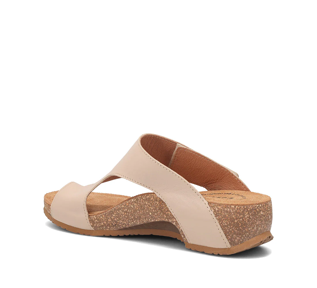 5752-taos-loop-women-s-black-1.webp