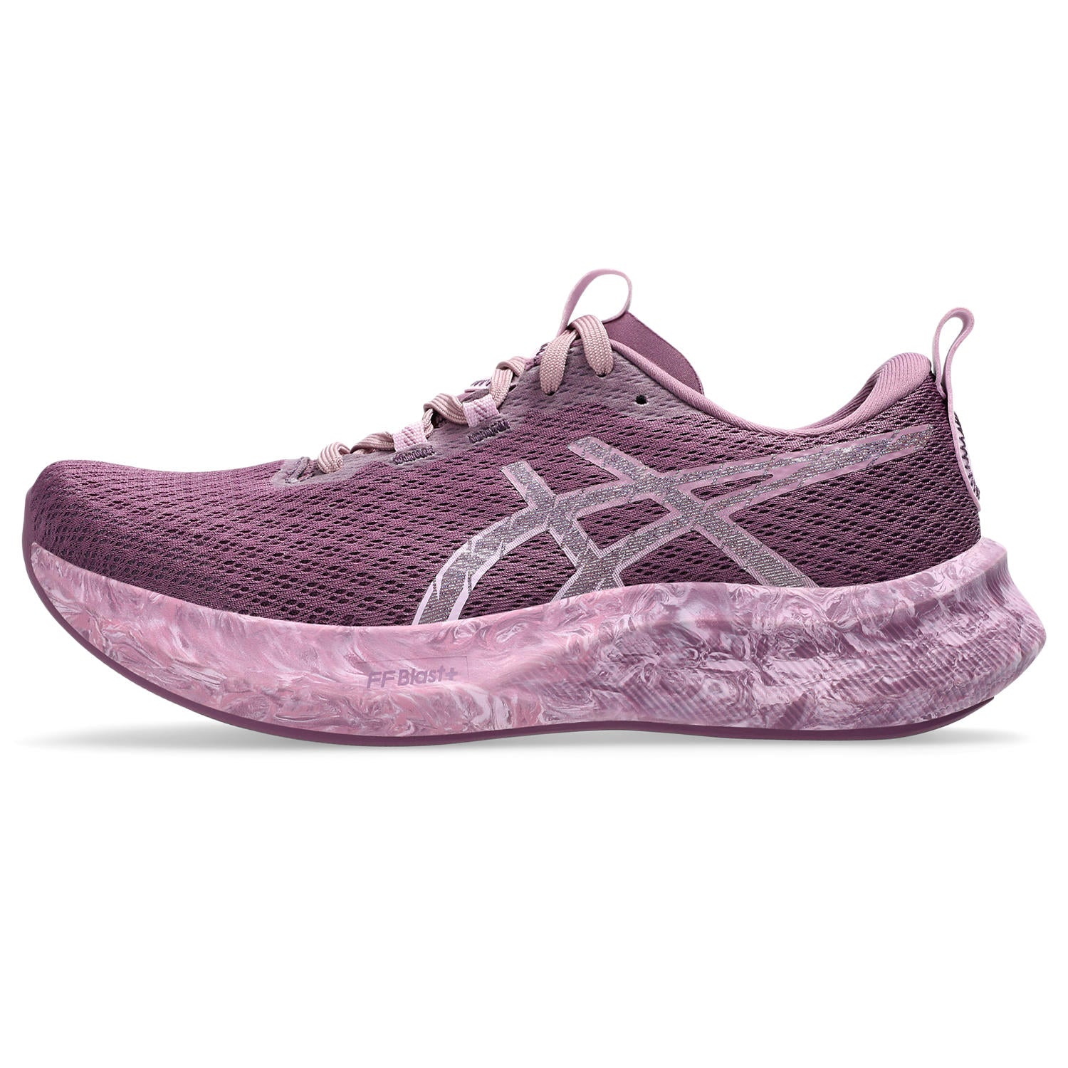 8209-asics-noosa-tri-16-women-s-black-white-1.webp