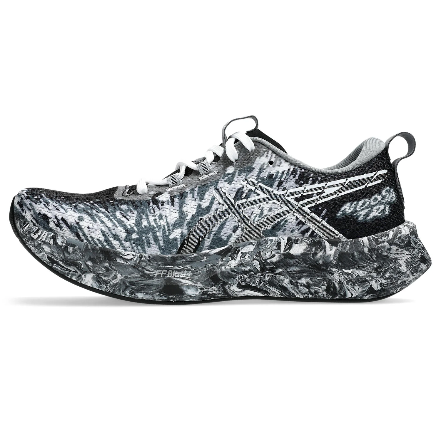 8209-asics-noosa-tri-16-women-s-black-white-1.webp