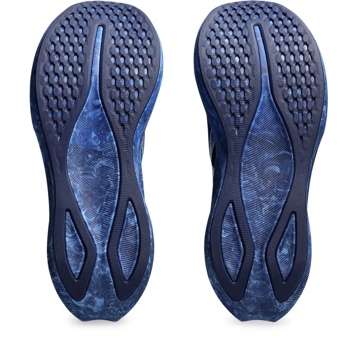 8371-asics-noosa-tri-16-men-s-black-white-1.webp