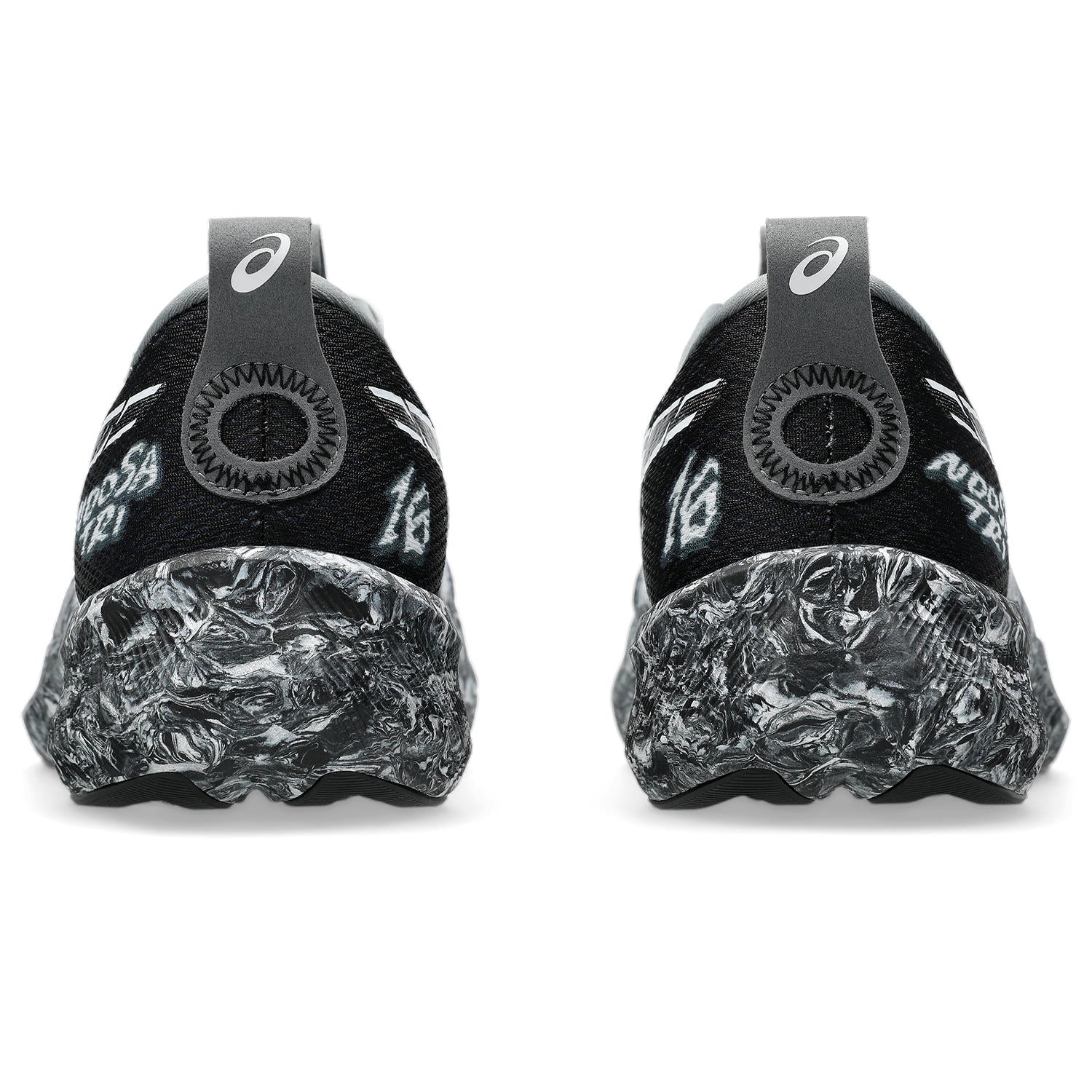 8371-asics-noosa-tri-16-men-s-black-white-1.webp