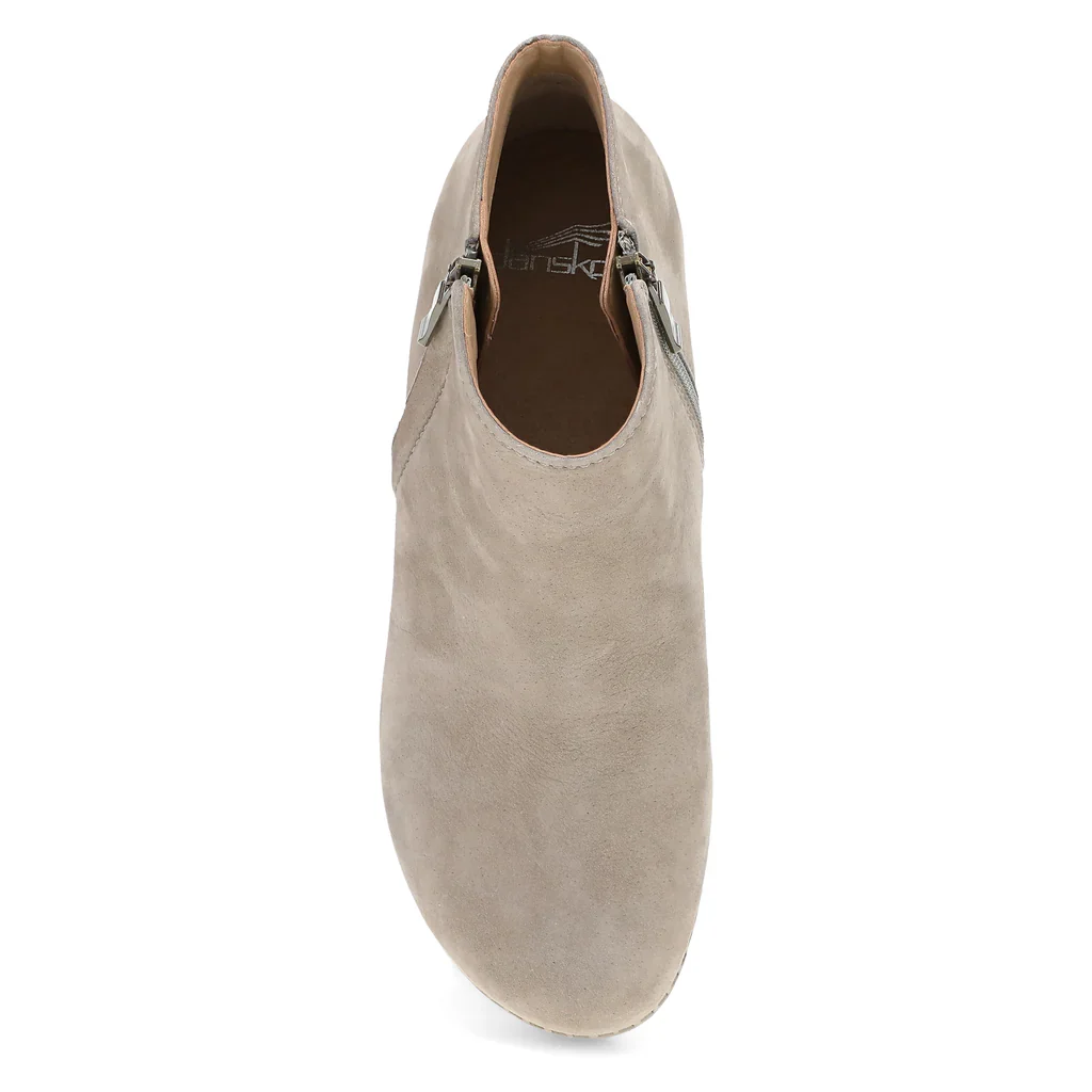8578-dansko-lizanne-boot-women-s-taupe-1.webp