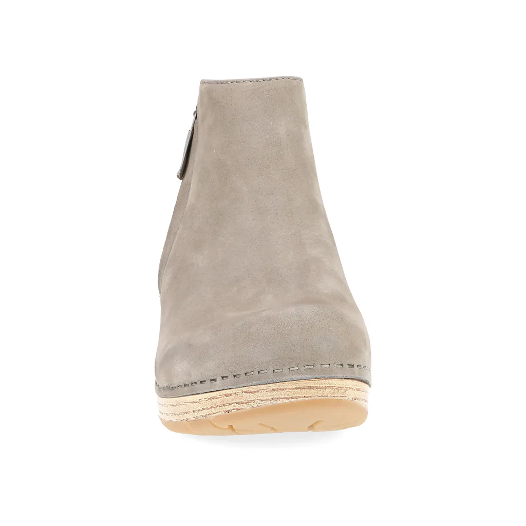 8578-dansko-lizanne-boot-women-s-taupe-1.webp
