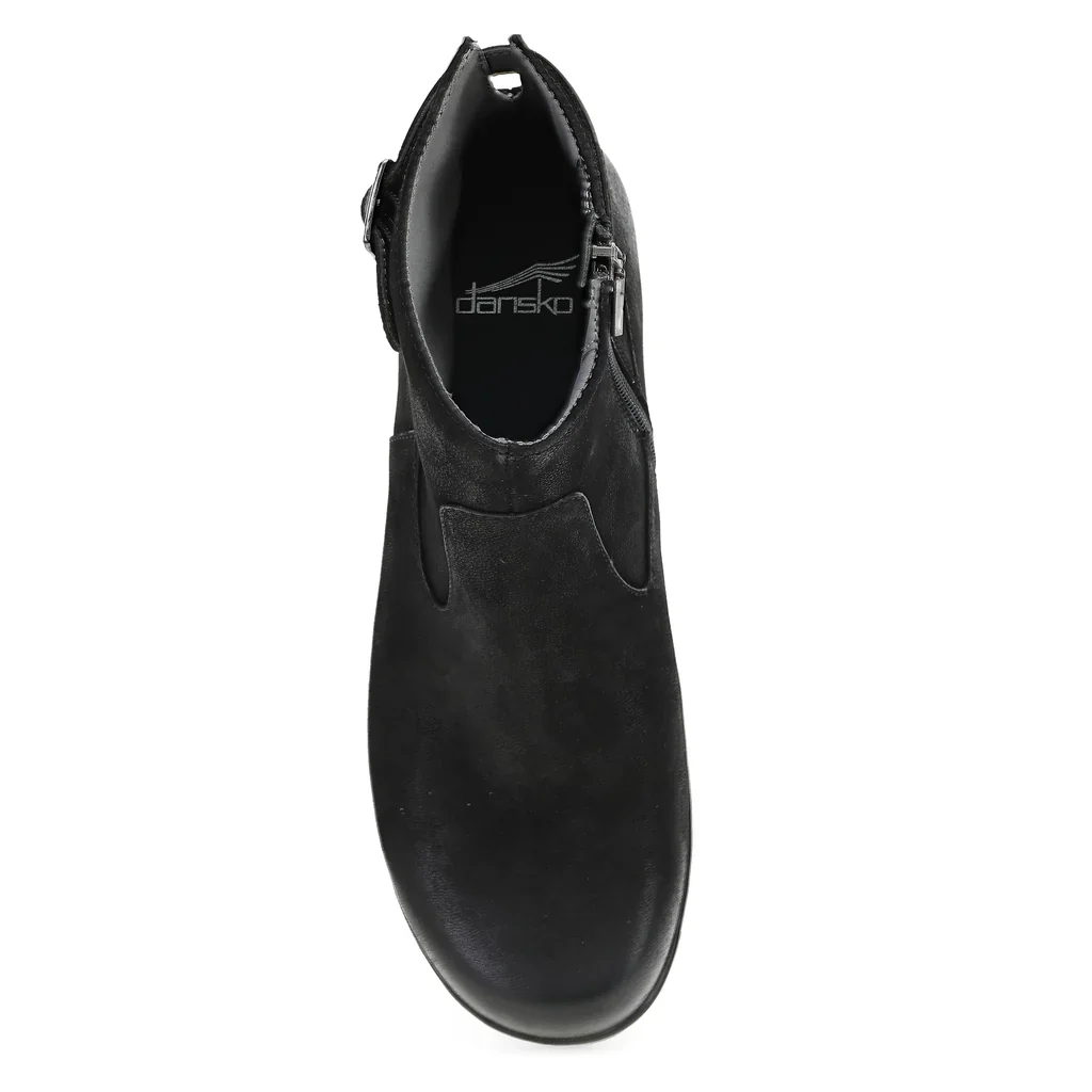 8605-dansko-finnley-boot-women-s-black-1.webp