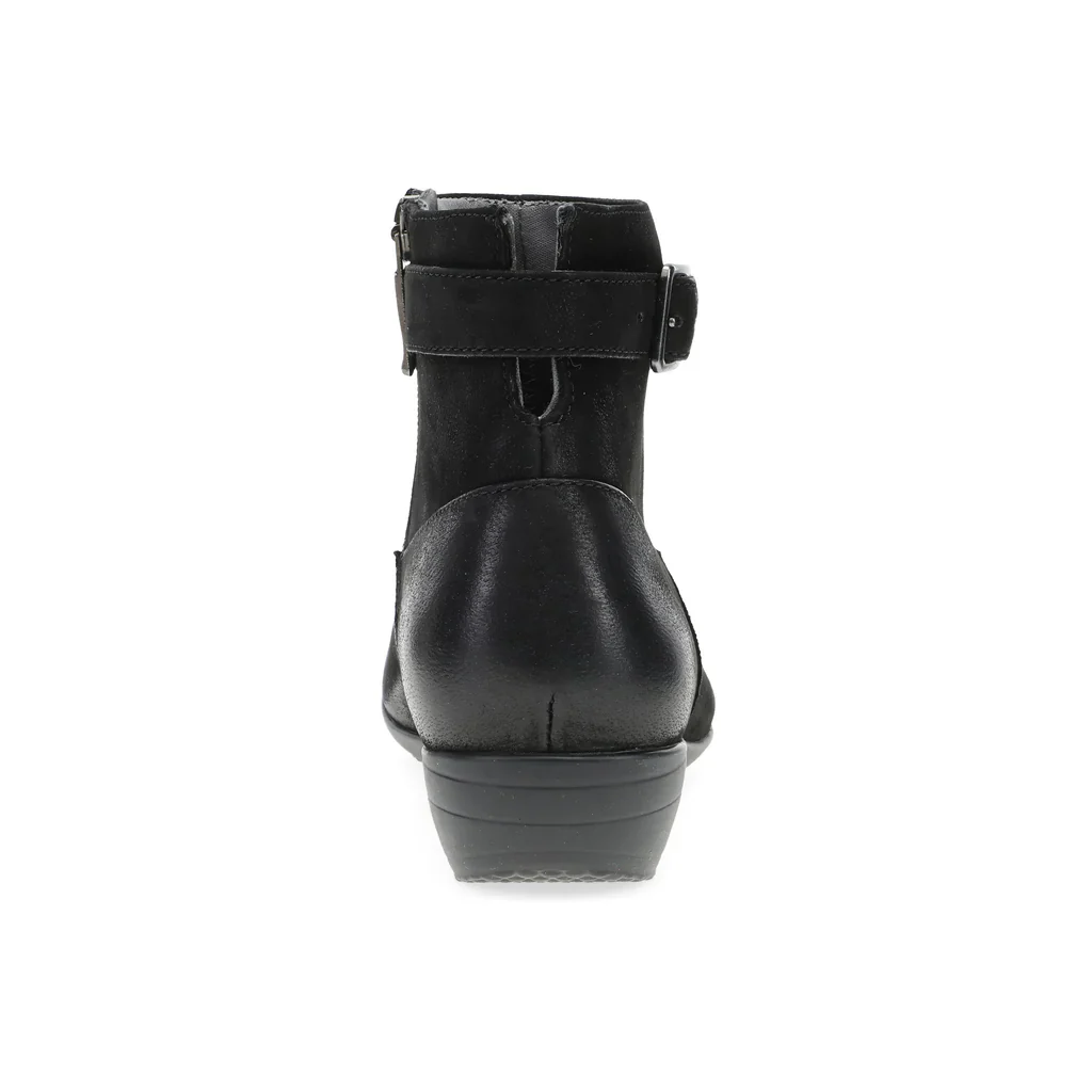 8605-dansko-finnley-boot-women-s-black-1.webp