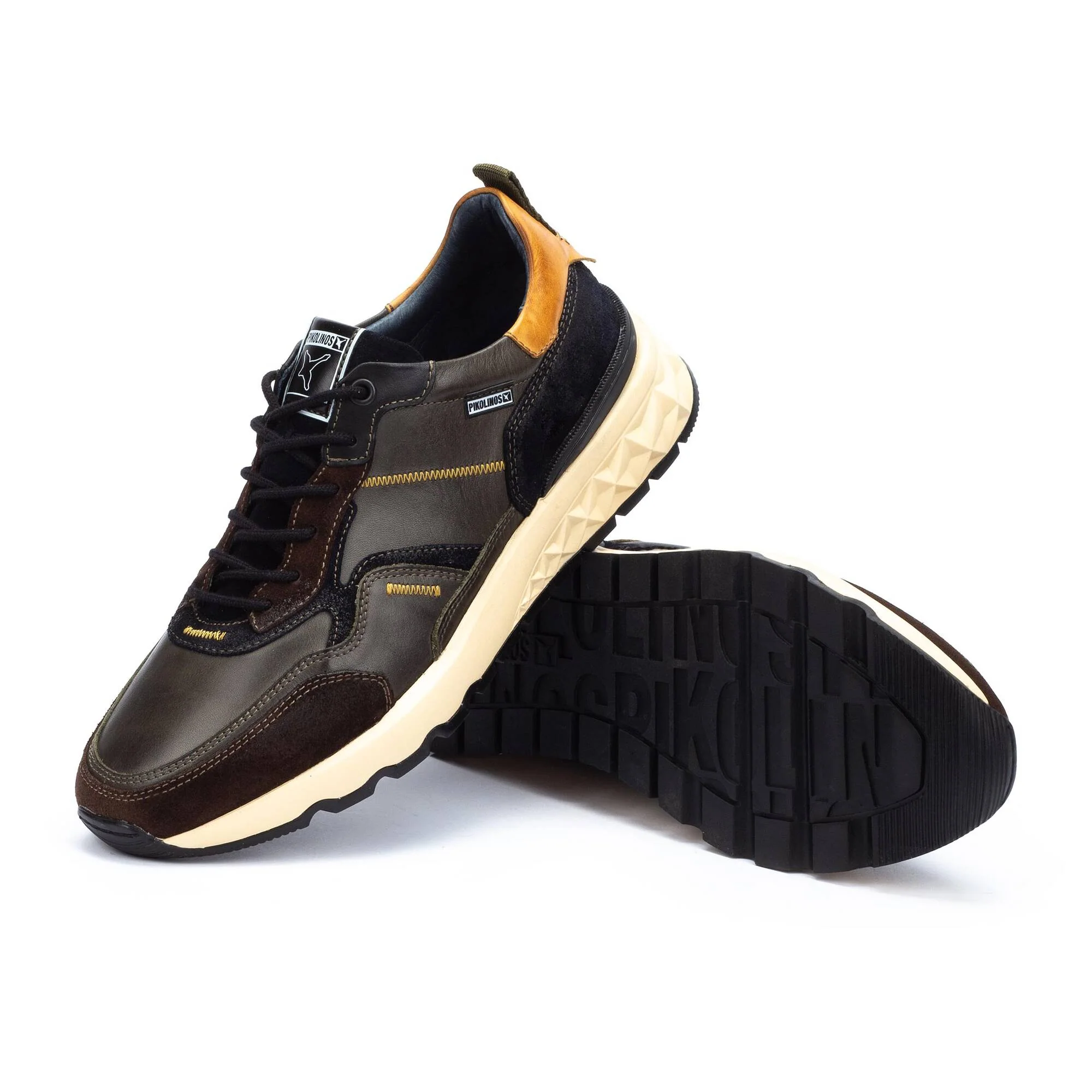 8885-pikolinos-aranda-casual-trainers-men-s-black-1.jpg
