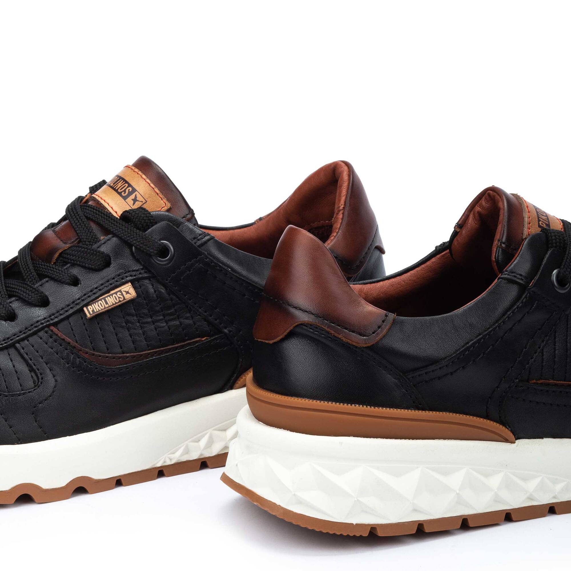 8885-pikolinos-aranda-casual-trainers-men-s-black-1.jpg
