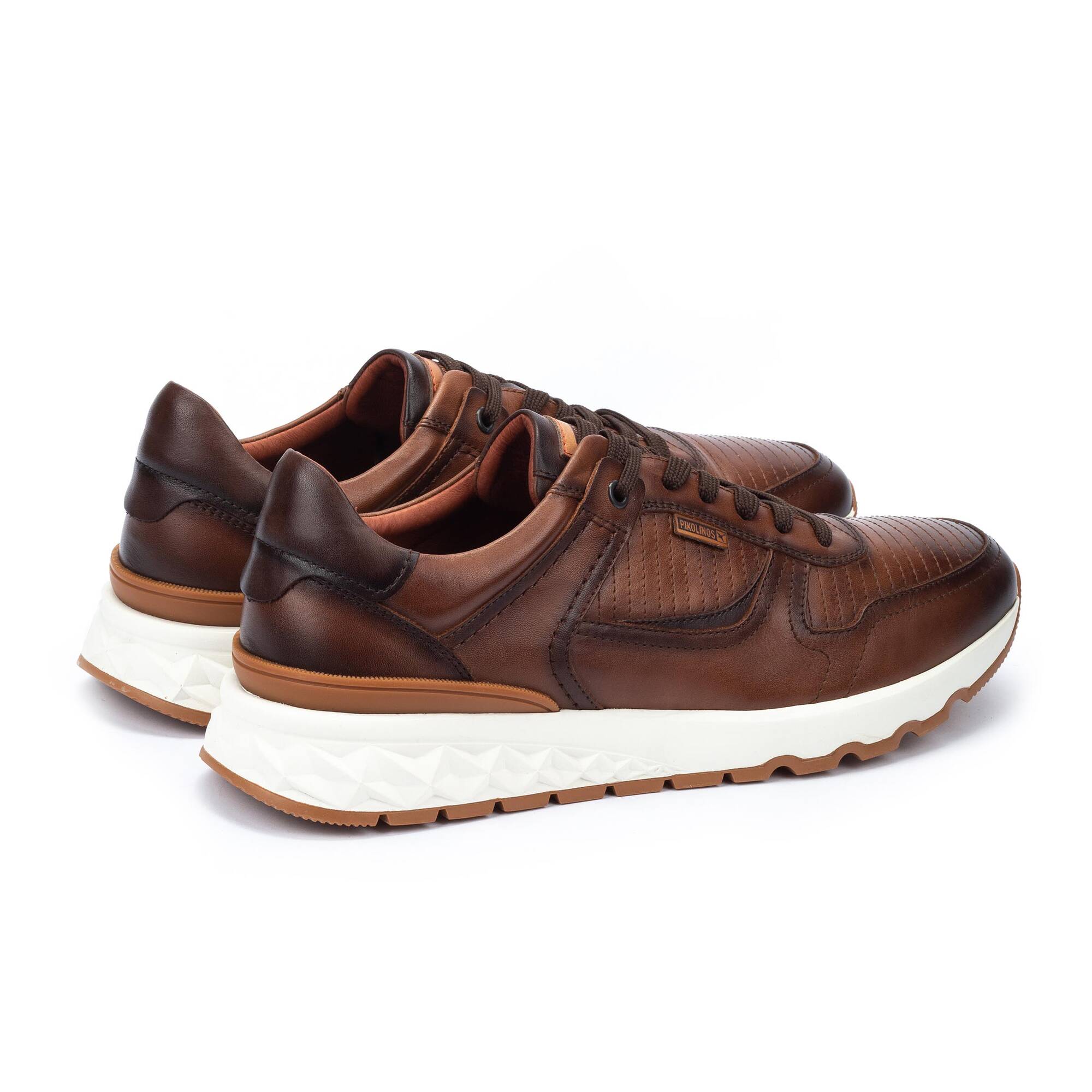 8885-pikolinos-aranda-casual-trainers-men-s-black-1.jpg