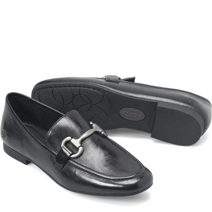 8895-born-leyla-loafer-women-s-black-1.webp