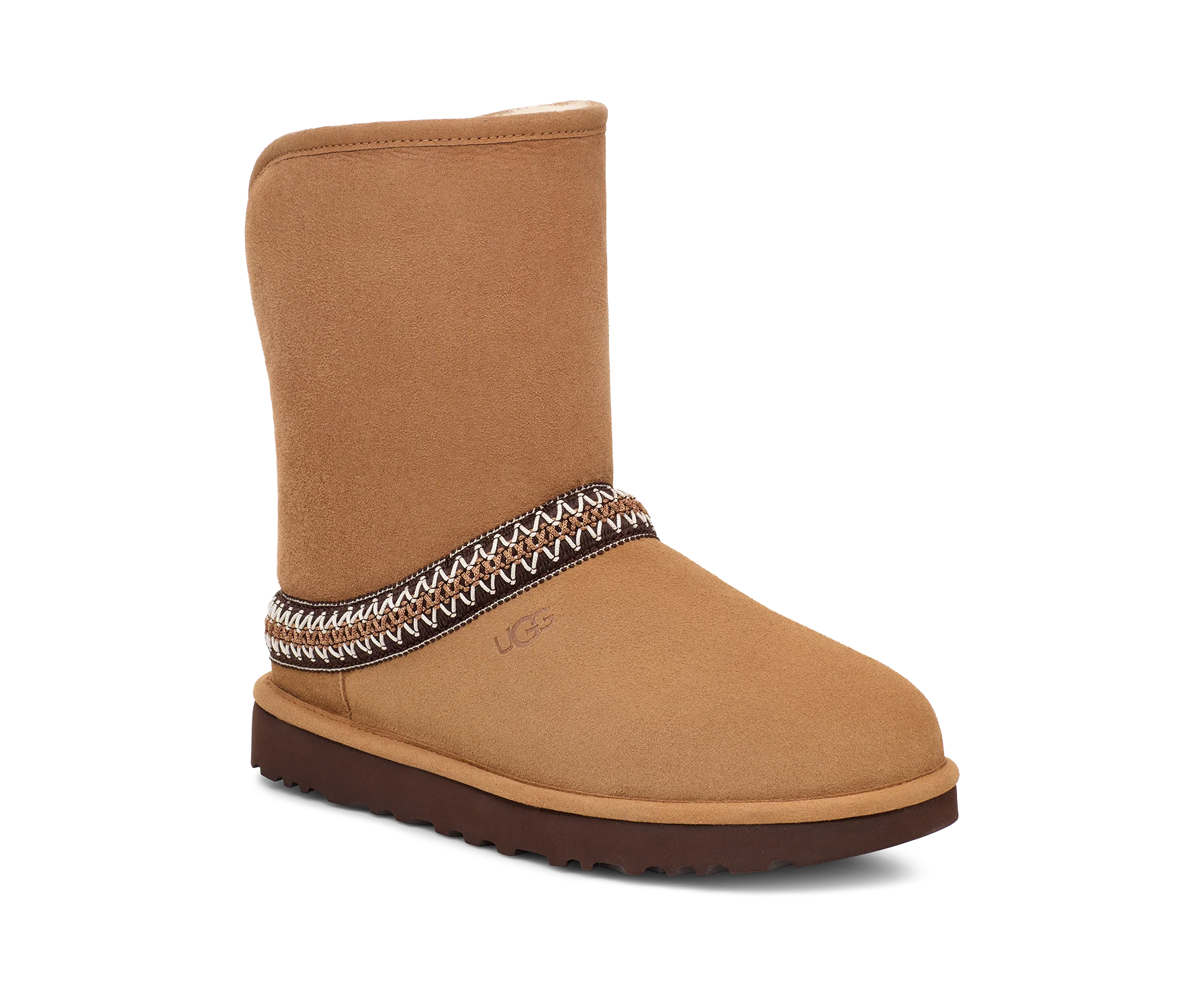 UGG Classic Short Crescent Boot Women's CHESTNUT