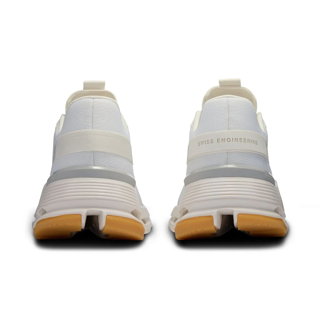 9844-on-cloudnova-form-2-women-s-white-ivory-1.webp